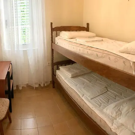 Vila Marko