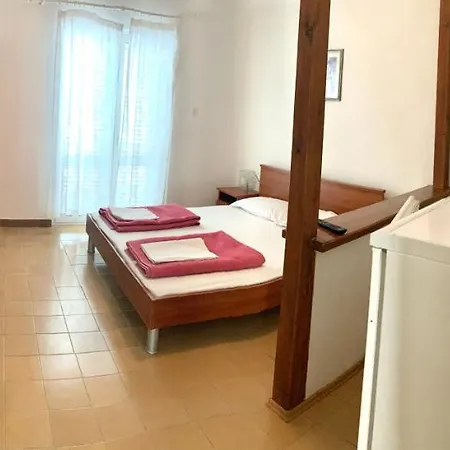 Vila Marko * Pakoštane